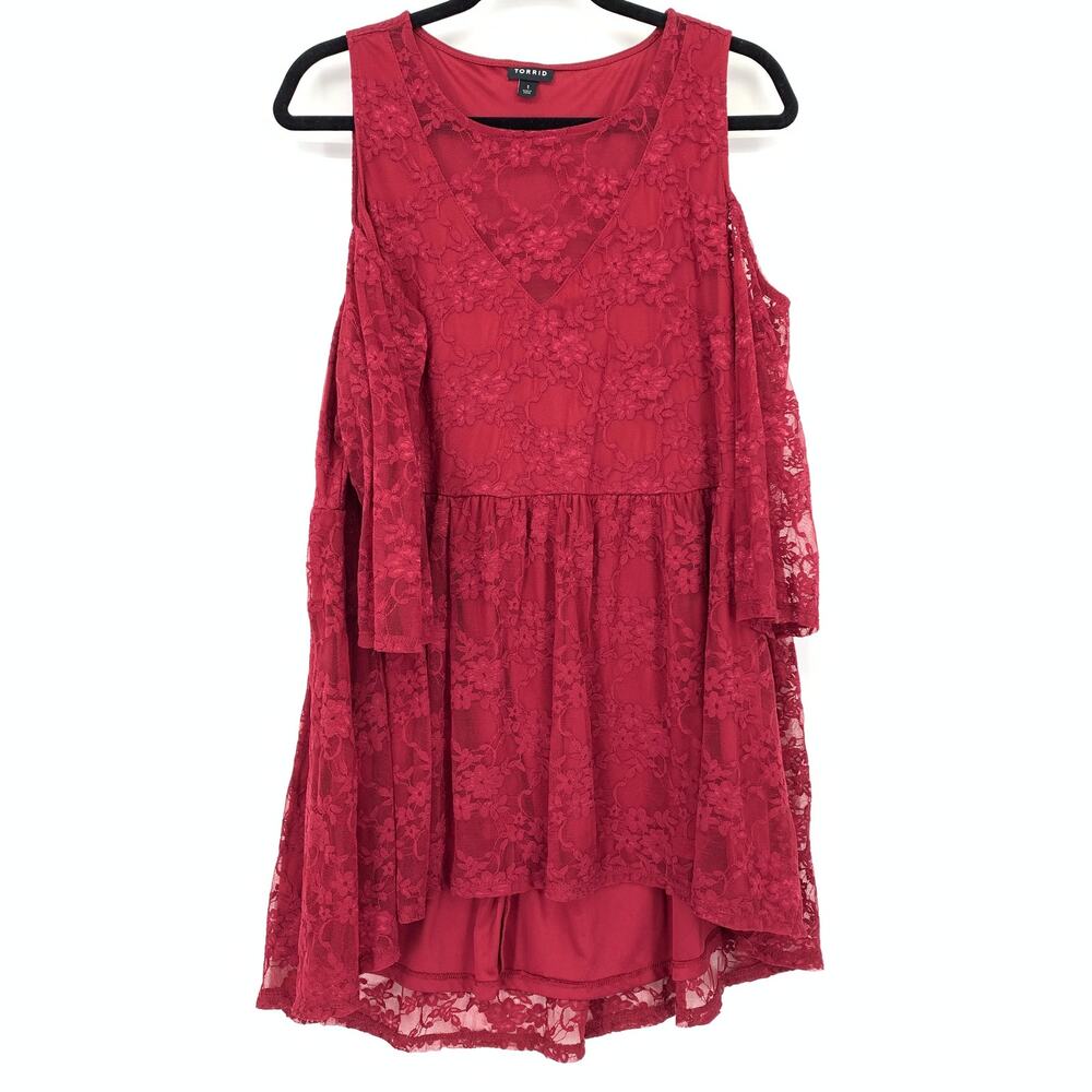 Torrid Cold Shoulder Lace Tunic Top Womens Sz 1X Red High Low